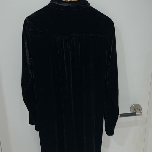 Caitefaso Womens Velvet Button Down - Picture 7 of 12